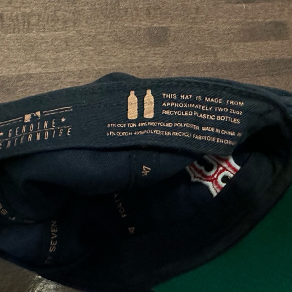 Boston Red Sox hat - Picture 4 of 4